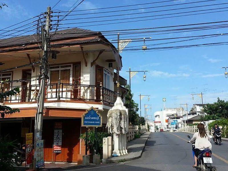 Jj. Home Phetchaburi Luaran gambar